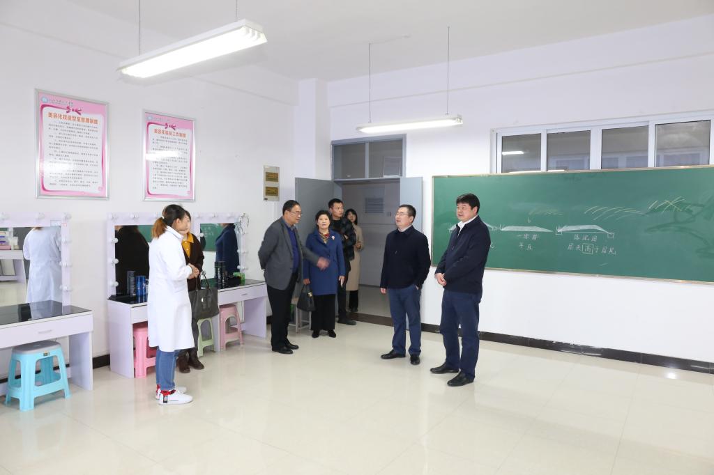免费a级毛片免费看