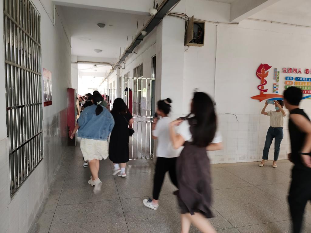 免费a级毛片免费看