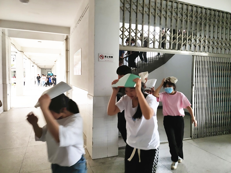 免费a级毛片免费看